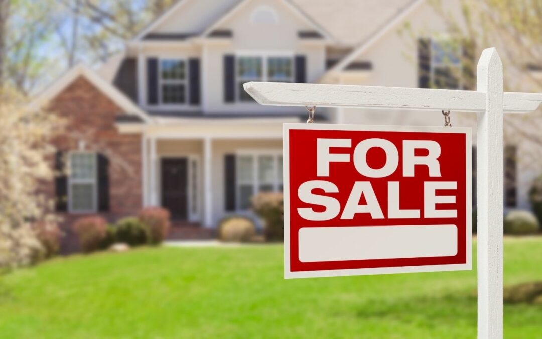 What to Consider When Selling on your Own In Bakersfield, CA